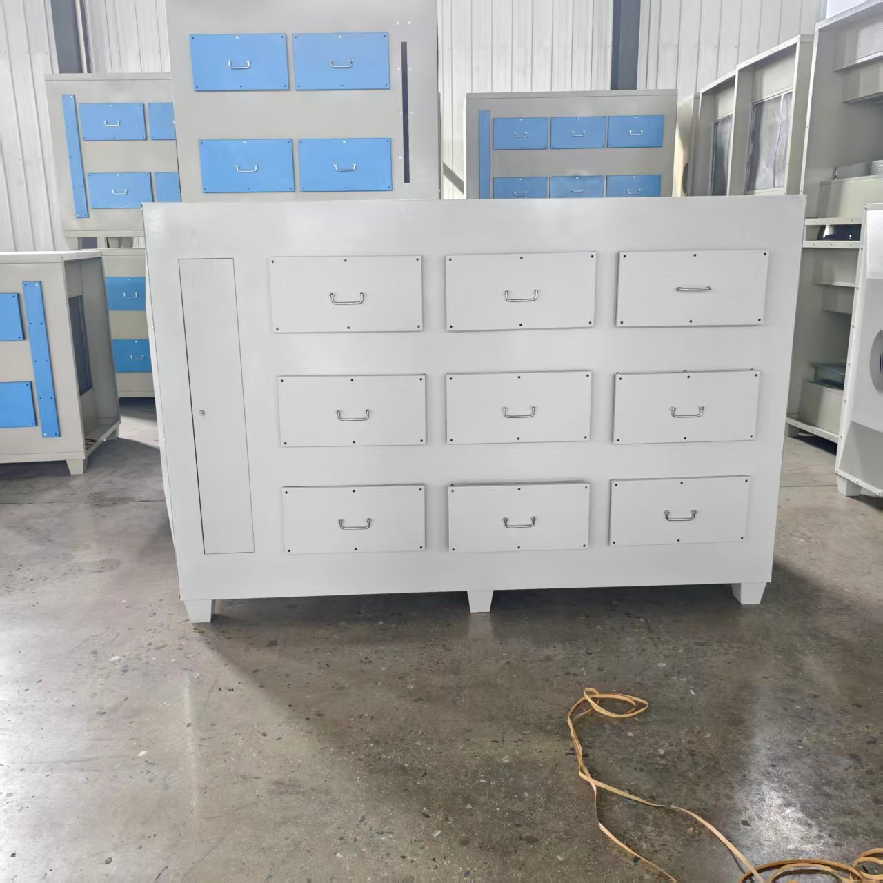 青县活性炭吸附箱